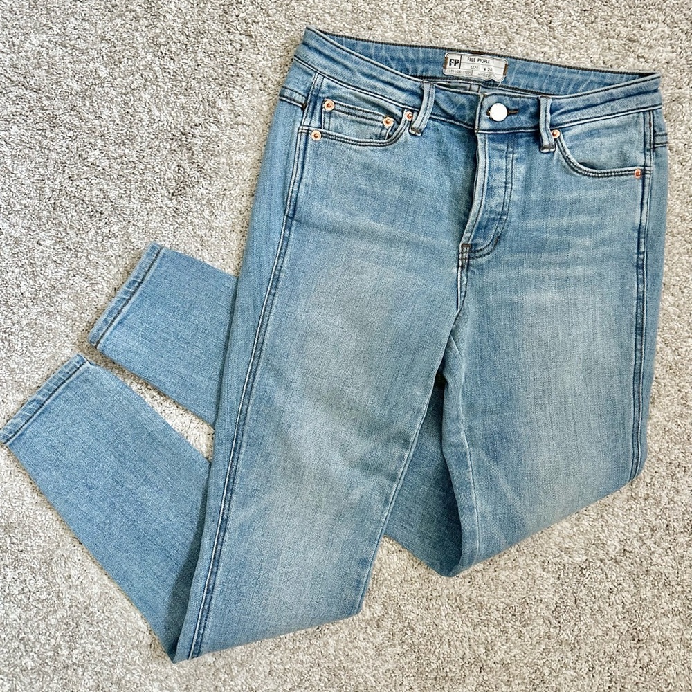 FREE PEOPLE jeans - Size 25 - blue denim